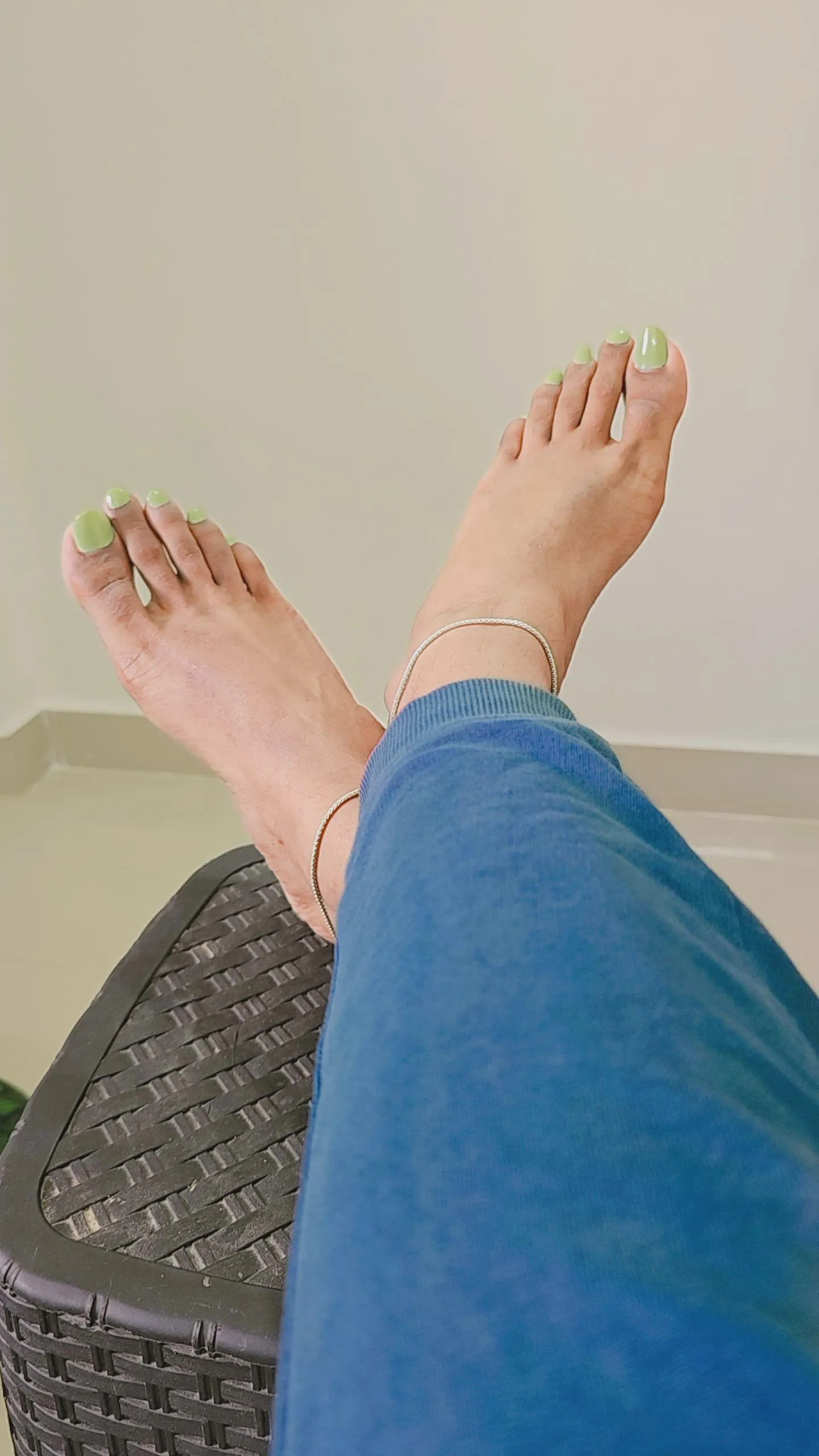 Would you suck my toes?