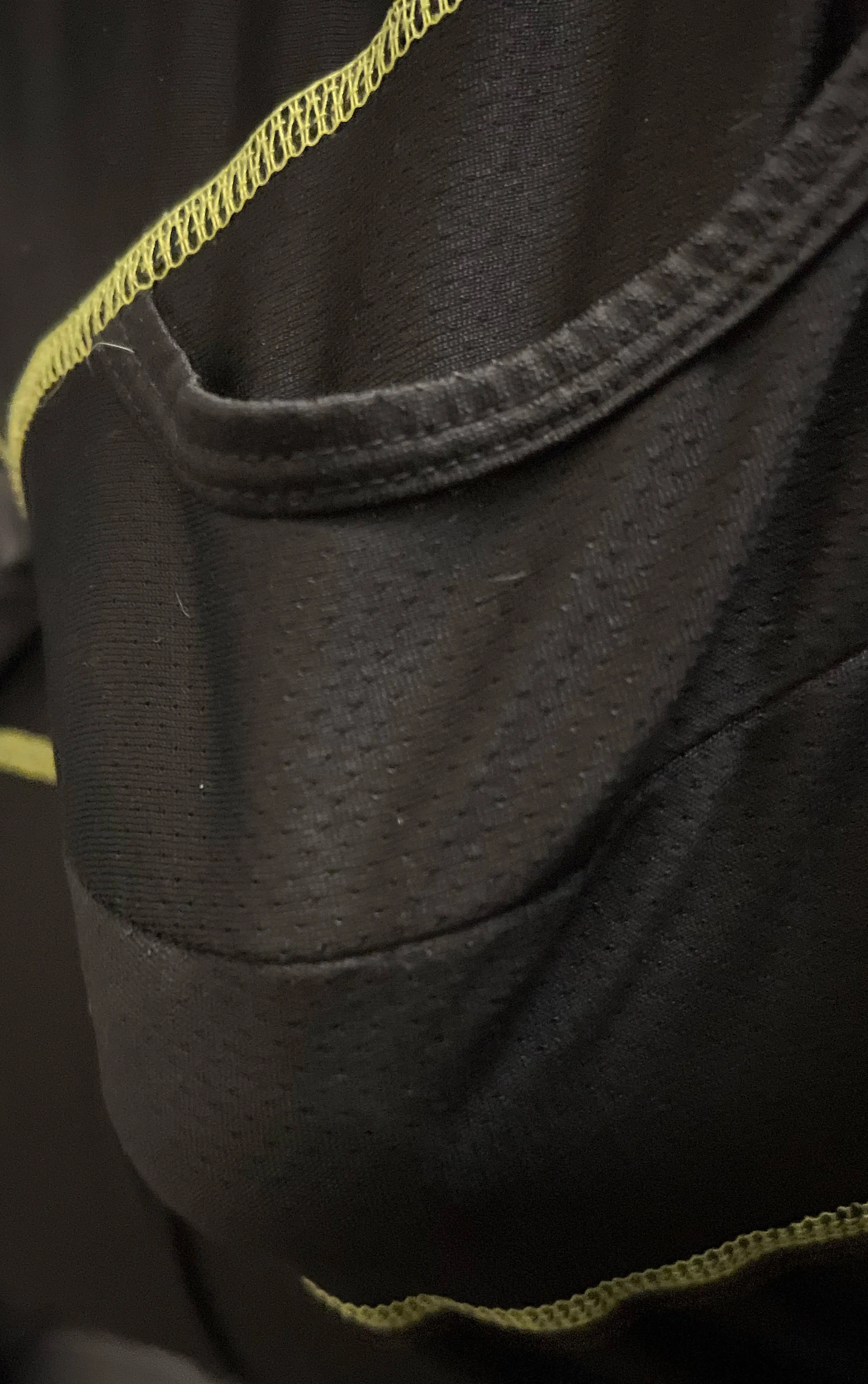 29(M4M) #Tampa sub seeking a toned/athletic Dom