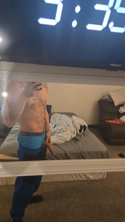 32 bored need a female slut