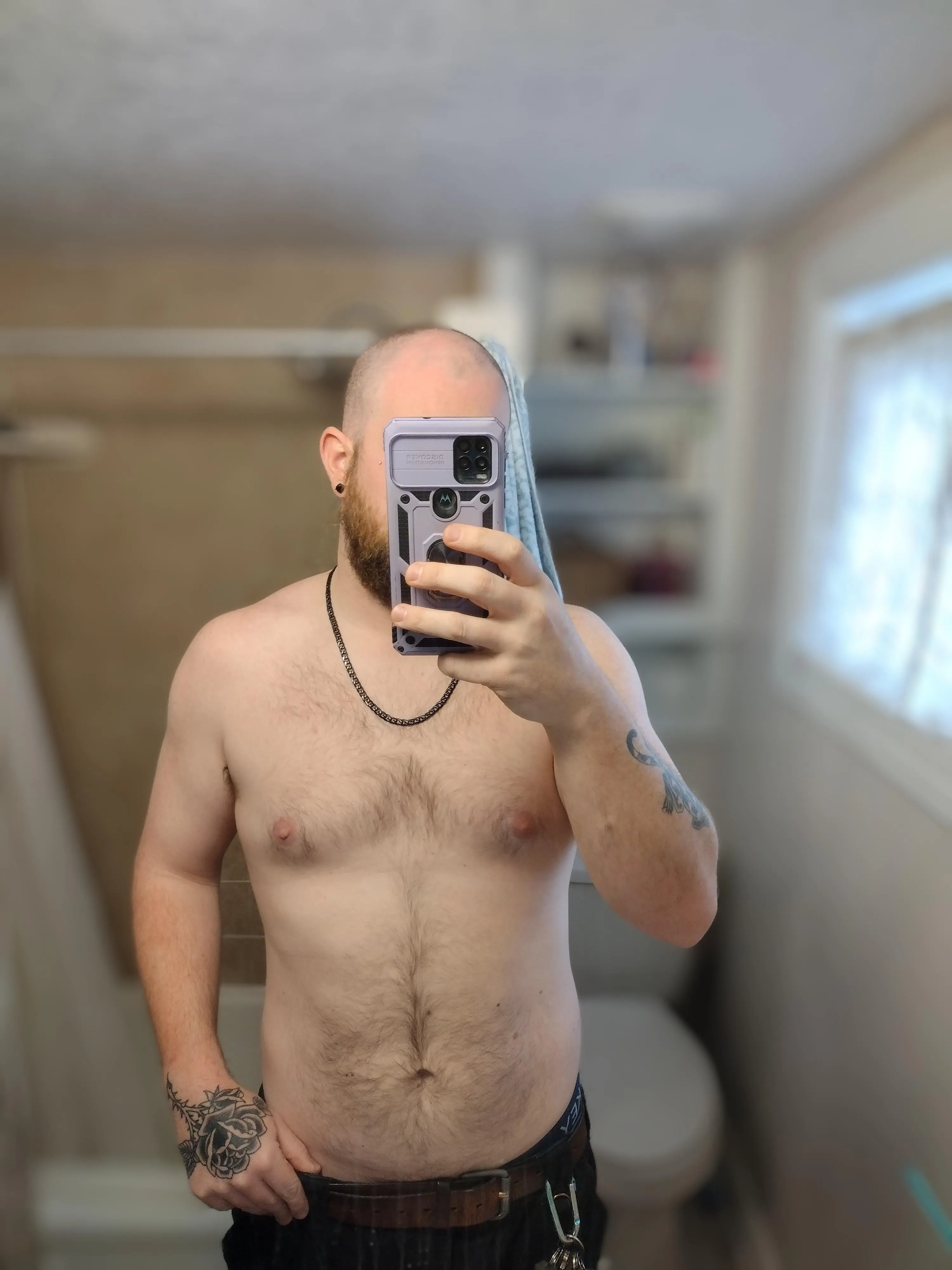 33 [M4F] Newark - looking for this Saturday.