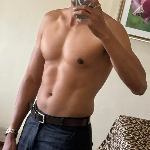 43/M, Aint got a dad bod, do I still count as a DILF ? Girls be honest. I am from India