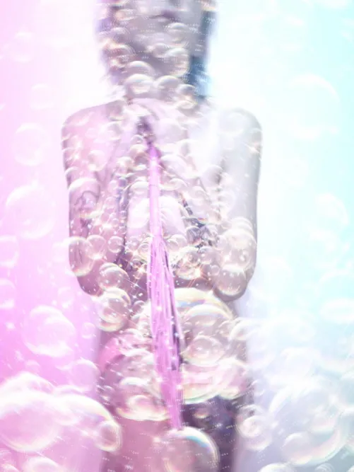 Exchanging pixels for bubbles, watch the useless screen simp blow, let's see if they take flight