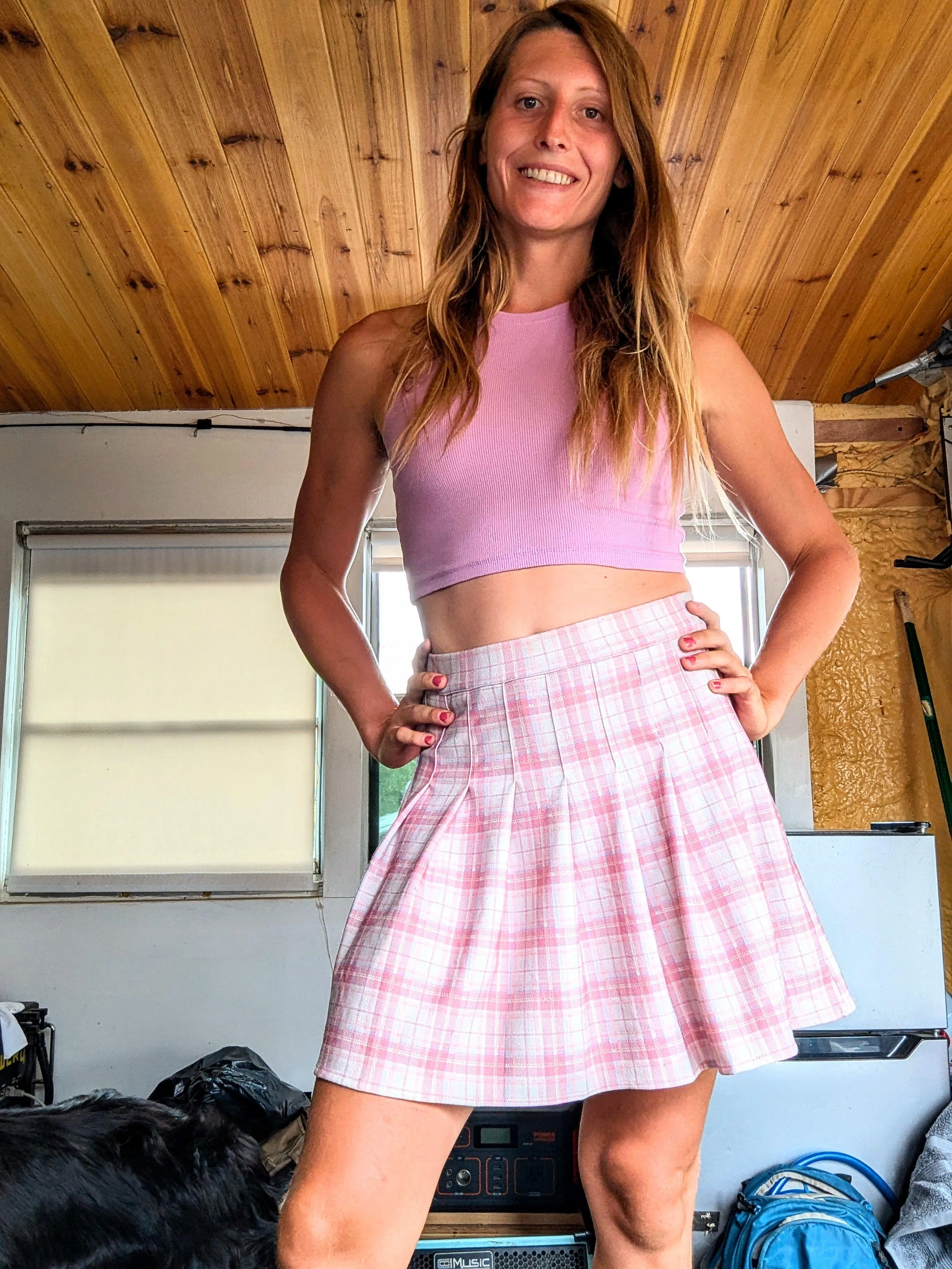 I need to wear skirts more often. I love this look