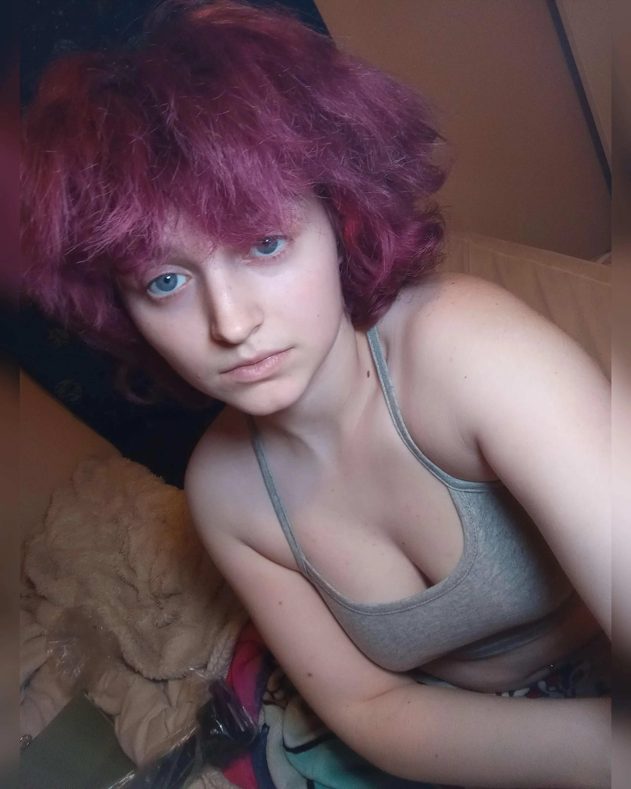 Just letting you see some cleavage