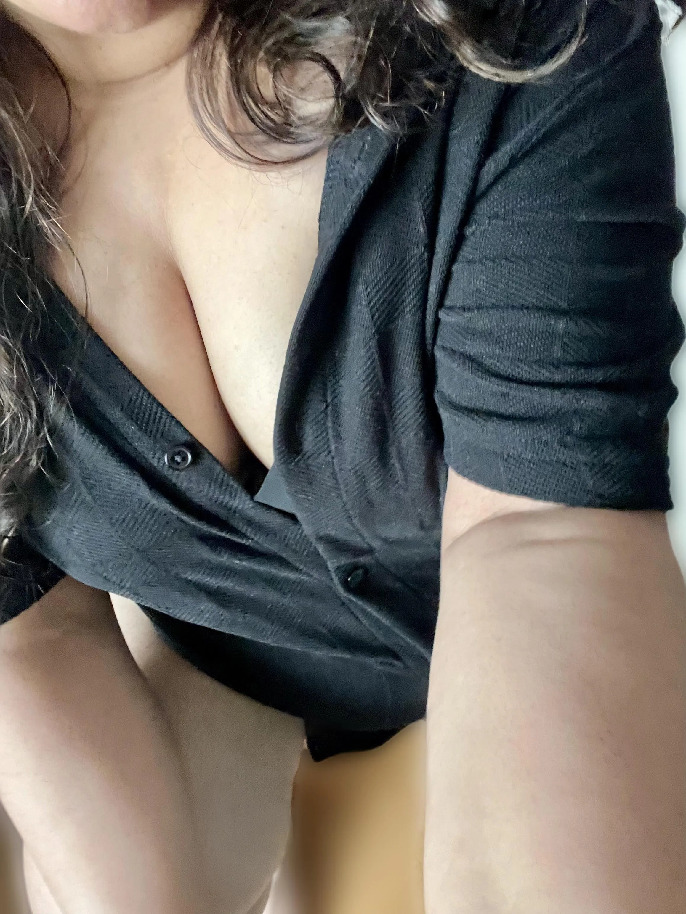 Looking for someone who would get naughty while driving. Yup, I’m talking about in real. Chennai or Bangalore.