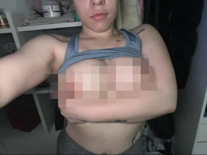 The forbidden is enjoyed in high resolution... although my images are blurred, your desire is clear