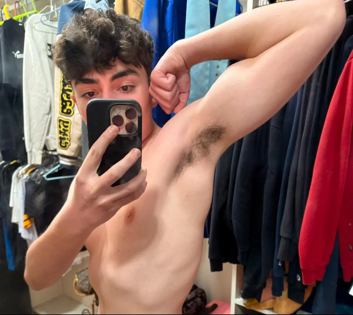 Come worship my pits and get feminized bitch