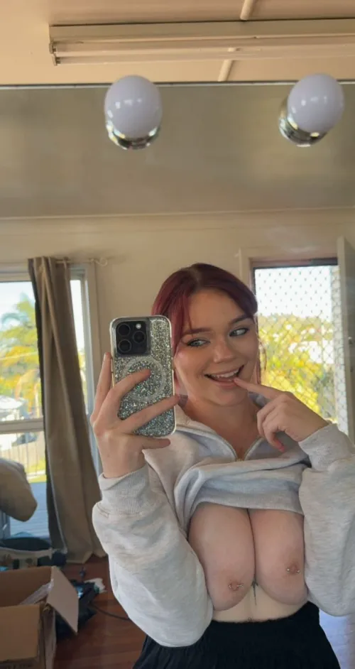 dont let the look fool u, i play dirty