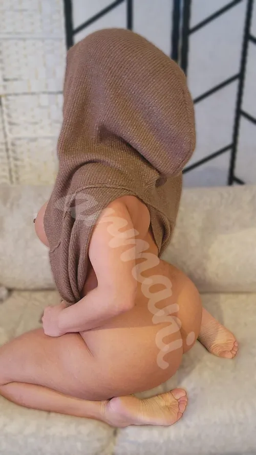 ever fucked a milf on the couch?