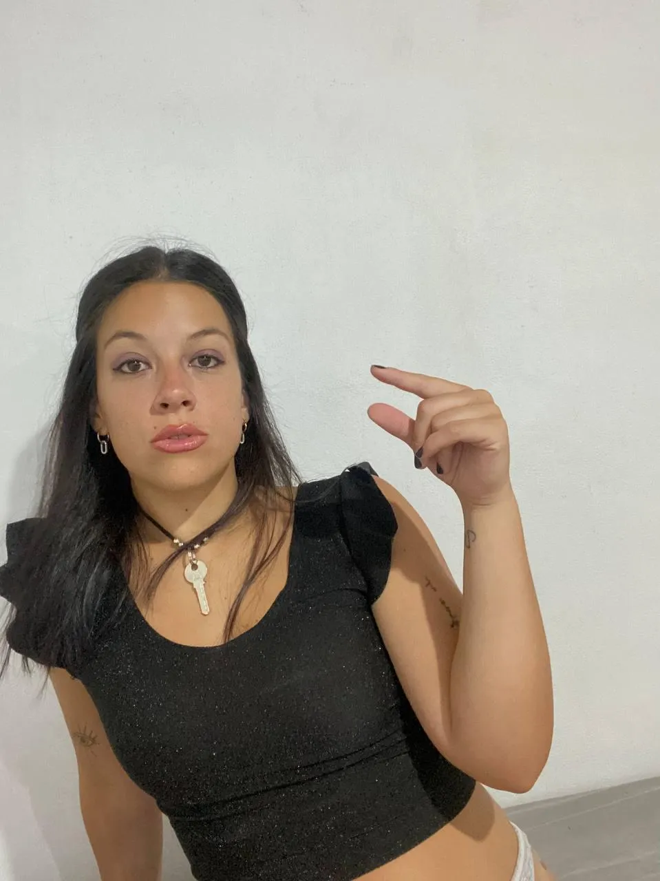 Get that little dick out of your pants. I wanna see it.