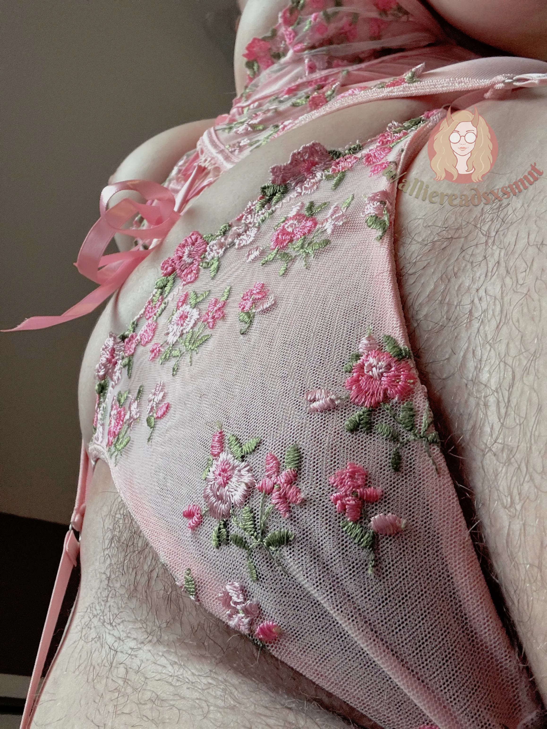 i just love the way my bush peaks out here!