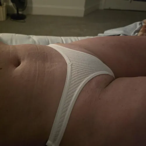 small, hubby has them to smell now