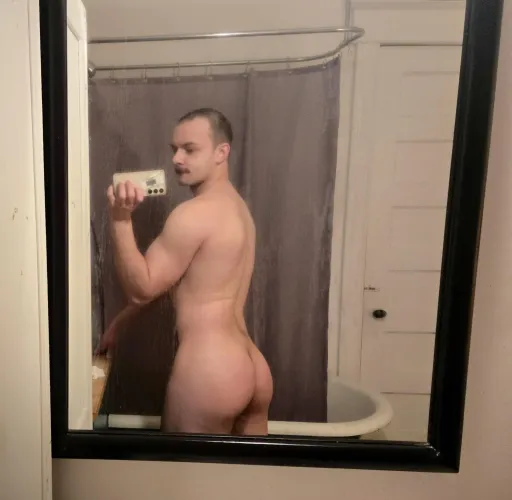 My thiccness is getting ridiculous