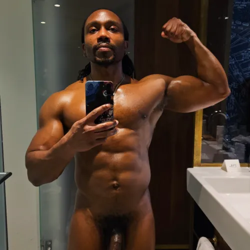 @onlyAnaze Welcome to my world . Follow for more on OF .