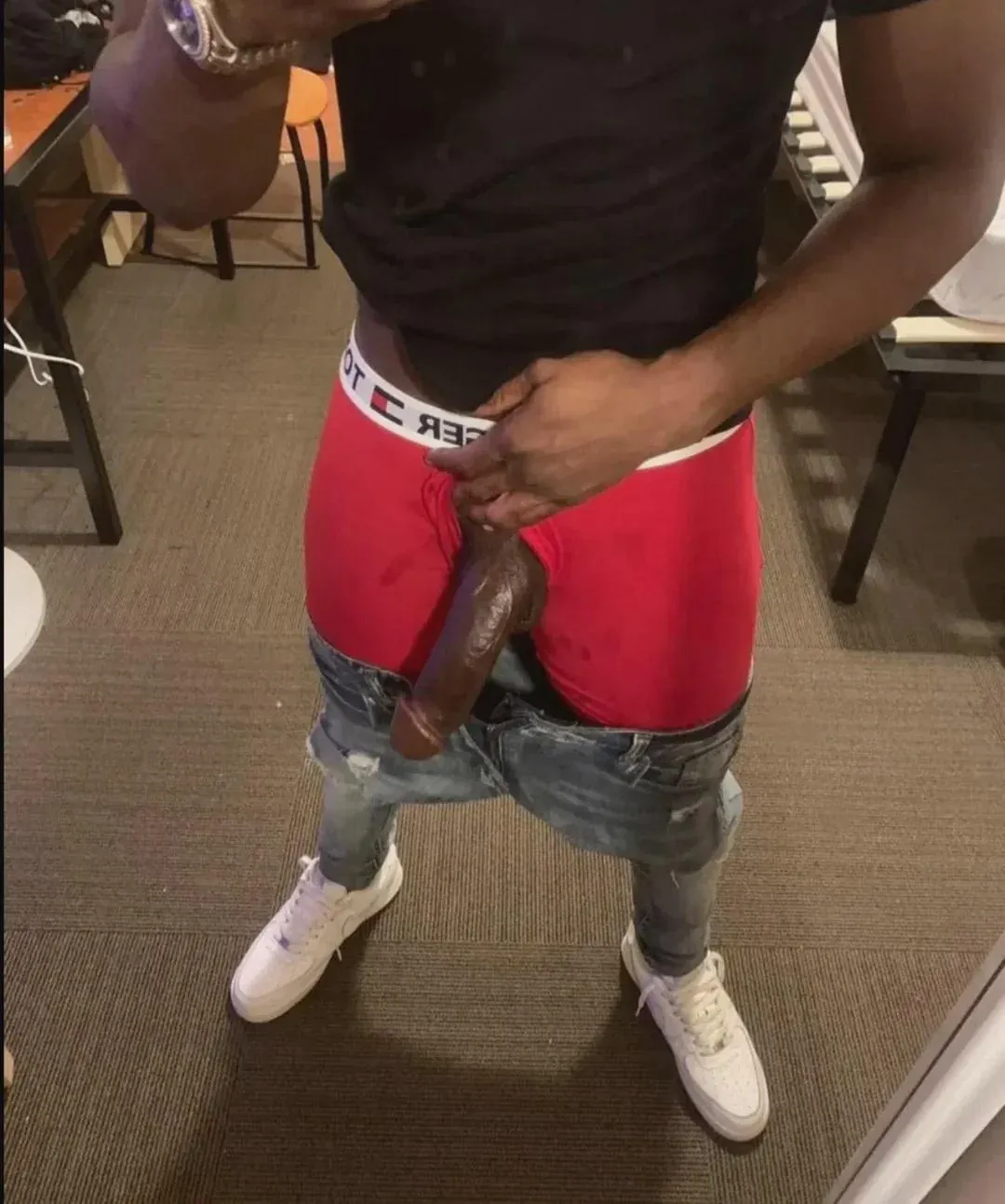 30 [M4F] Black male seeking FWB