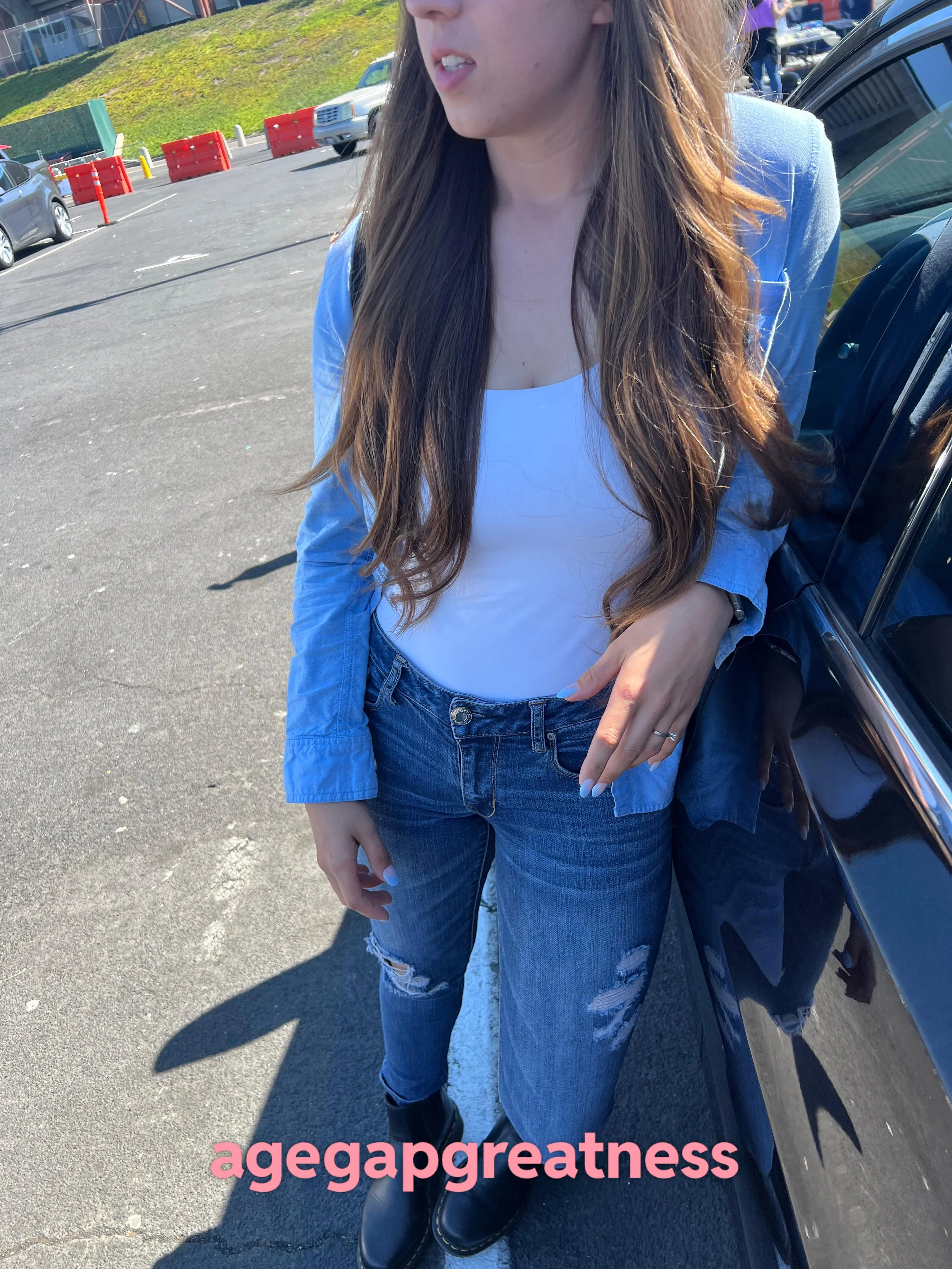 [43/25] [mf4m] [Sacramento, CA] Seeking charismatic gentleman to join me for a date with The Goddess. Check out our pinned post.