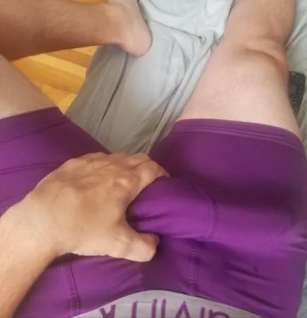 44 [M4F] #Pittsburgh - Looking for a Cute Girl to Smoke and Chill