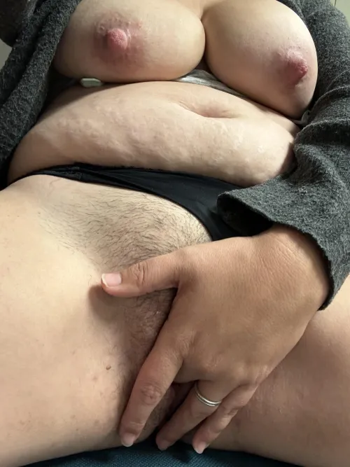 Cum give me a helping hand