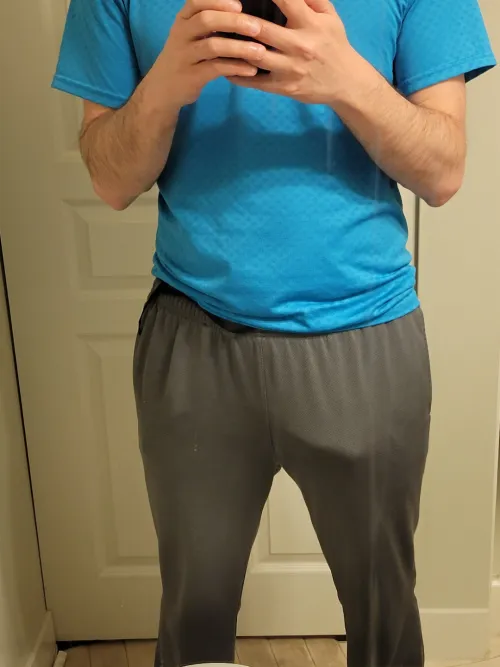 I love these sweatpants