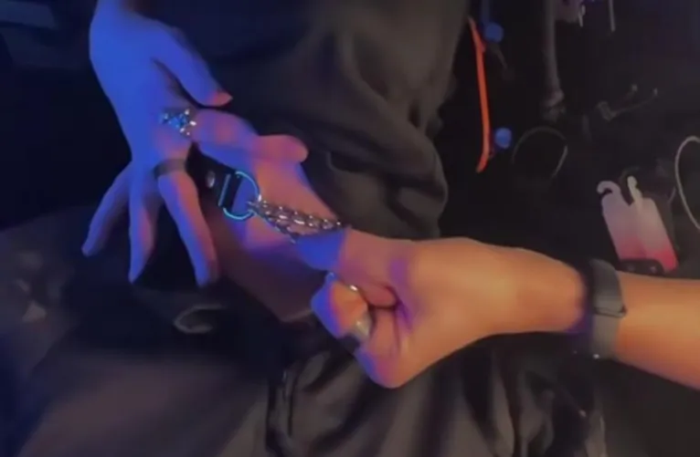 Looking for this choker