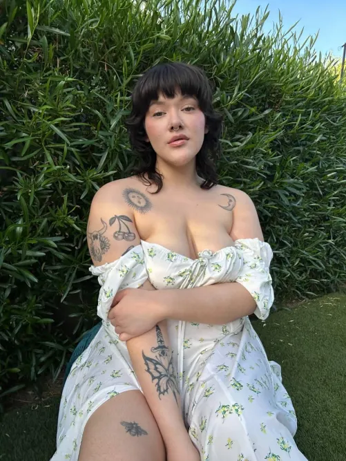 Warning! You might get addicted from me sitting on your face