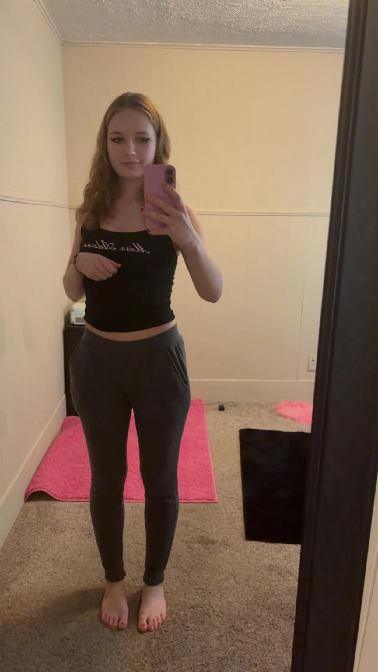 Wearing some Cumfy sweats today!