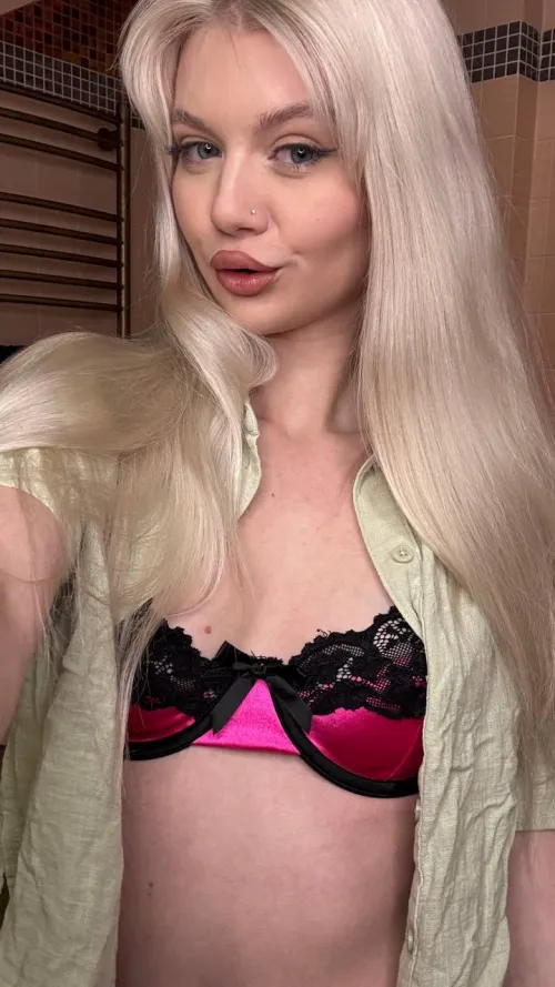 how cute do i look in this?