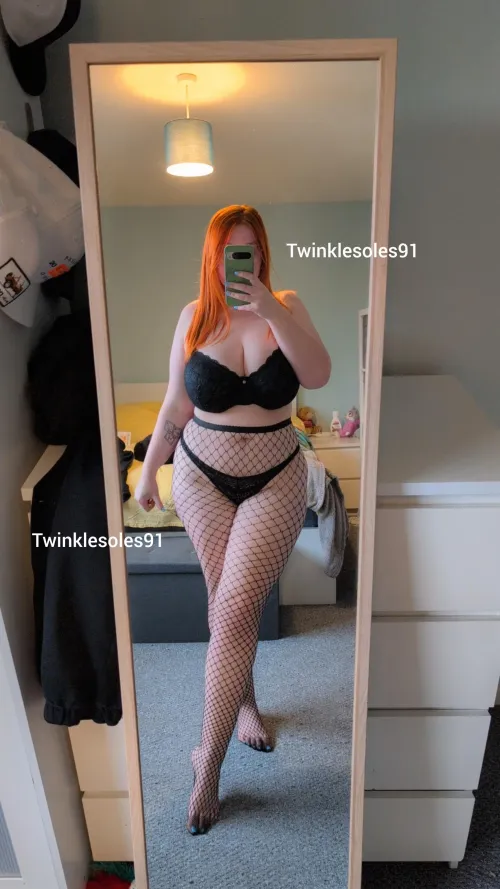 It's a black lingerie kinda vibe day