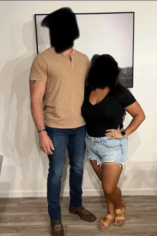 MF4 F or M- East Valley Couple