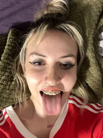 valentines day is coming yet nobody to fill my braces with cum