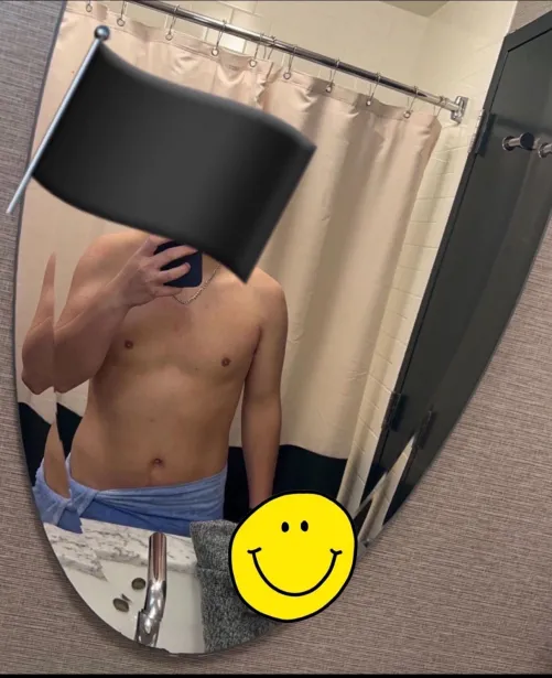 23m mpls - Bicurious looking for older bi couple