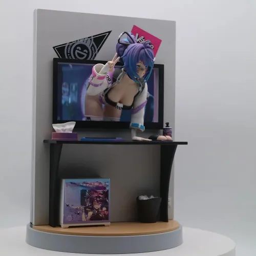 Anyone selling the Novel Horizons Figure