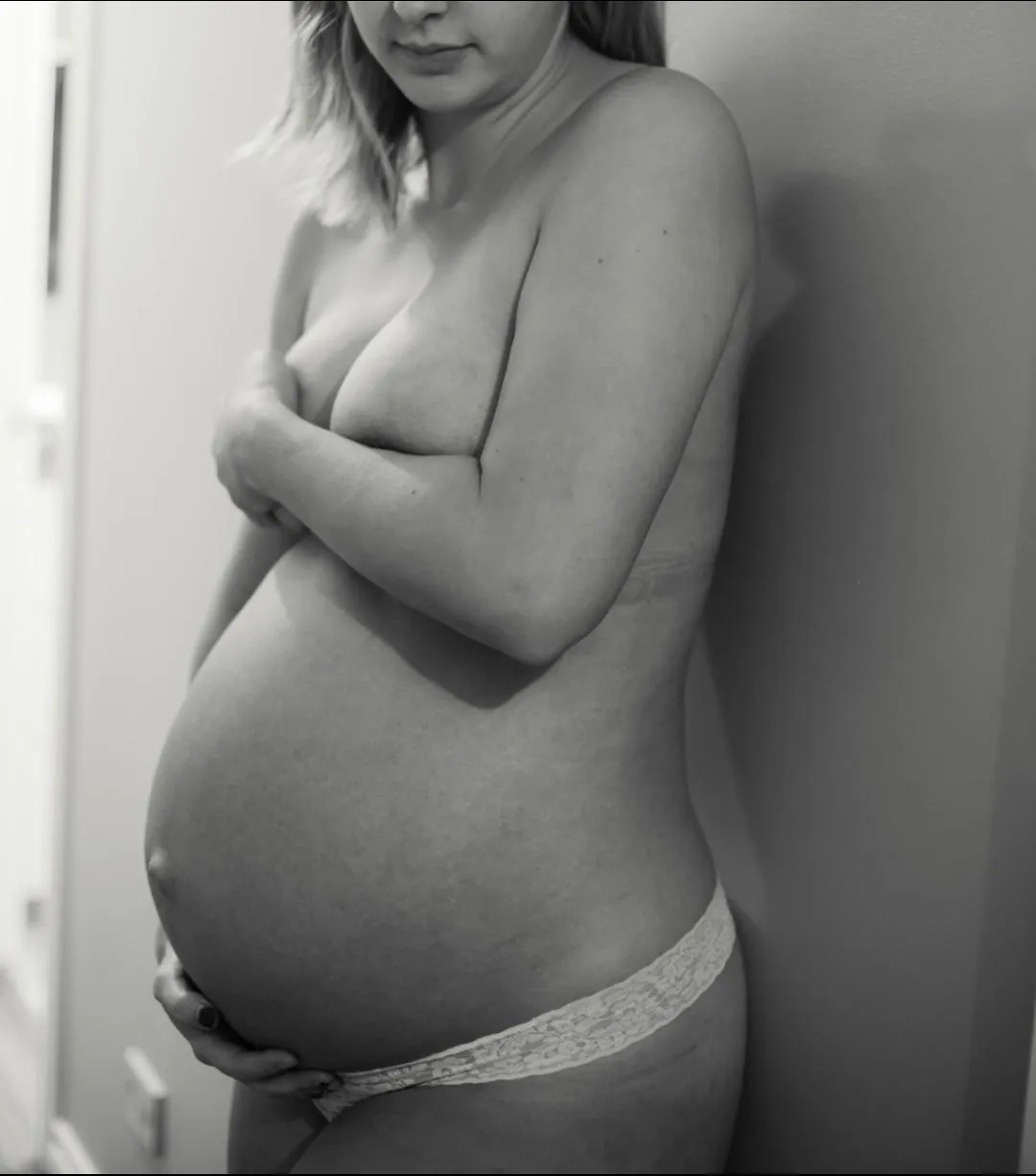 Can't even contain my pregnant boobs!