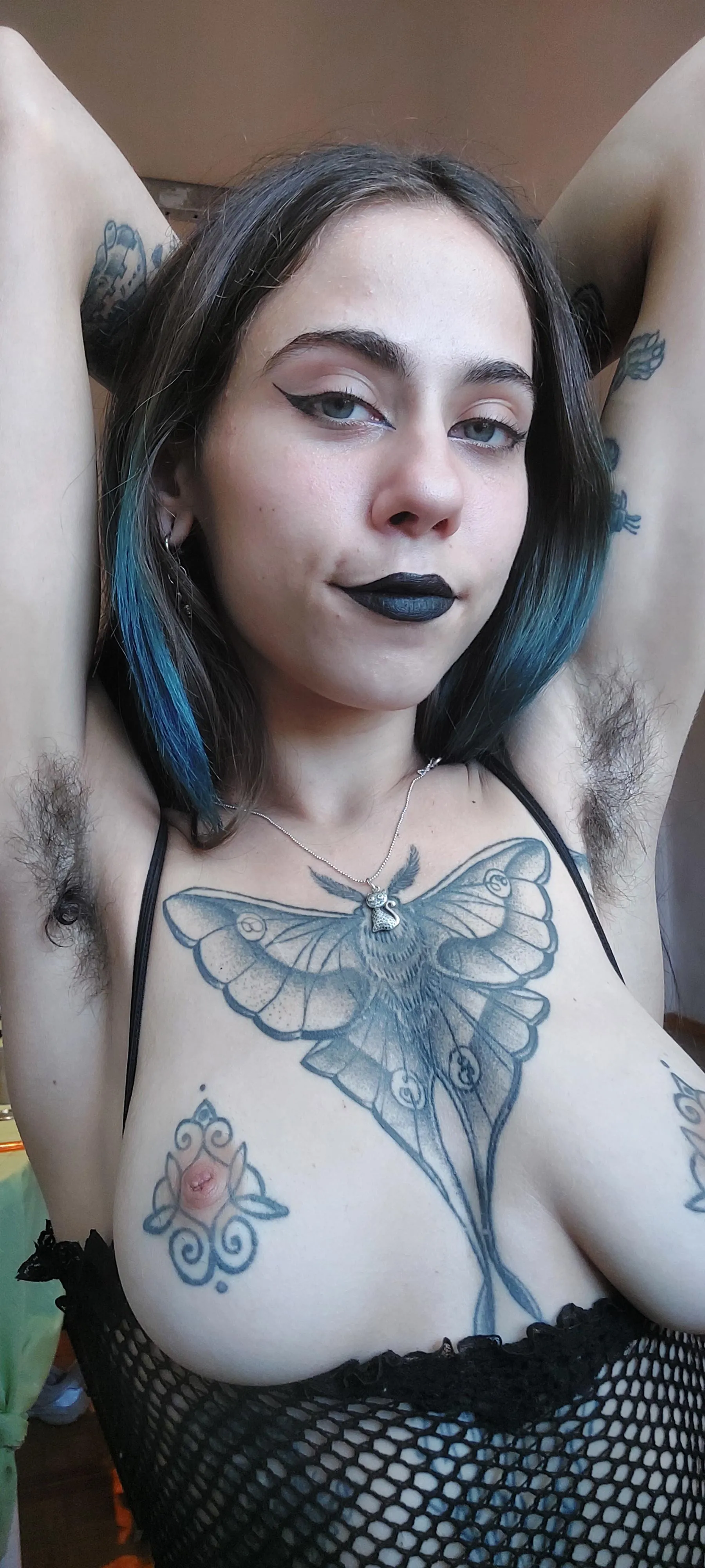 Hi! Do you wanna lick?