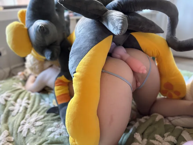 knotty plushies are the best >w<