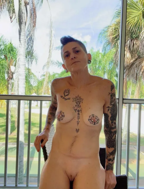 Lifestyle resort. I was naked for one week .. amazing