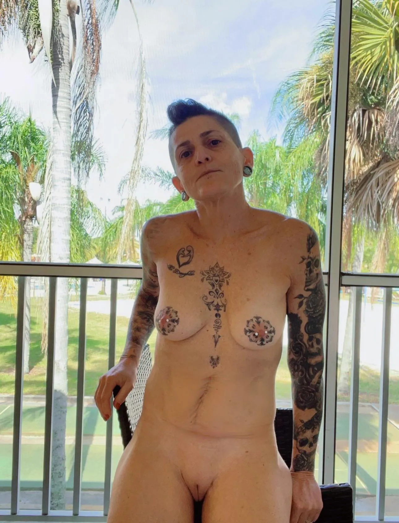 Lifestyle resort. I was naked for one week .. amazing