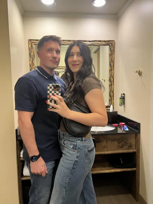 New Open Couple to Spokane - 30M, 31F - Spokane