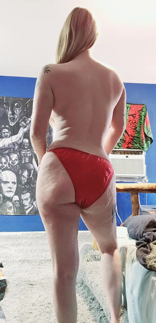 Showing off my cellulite