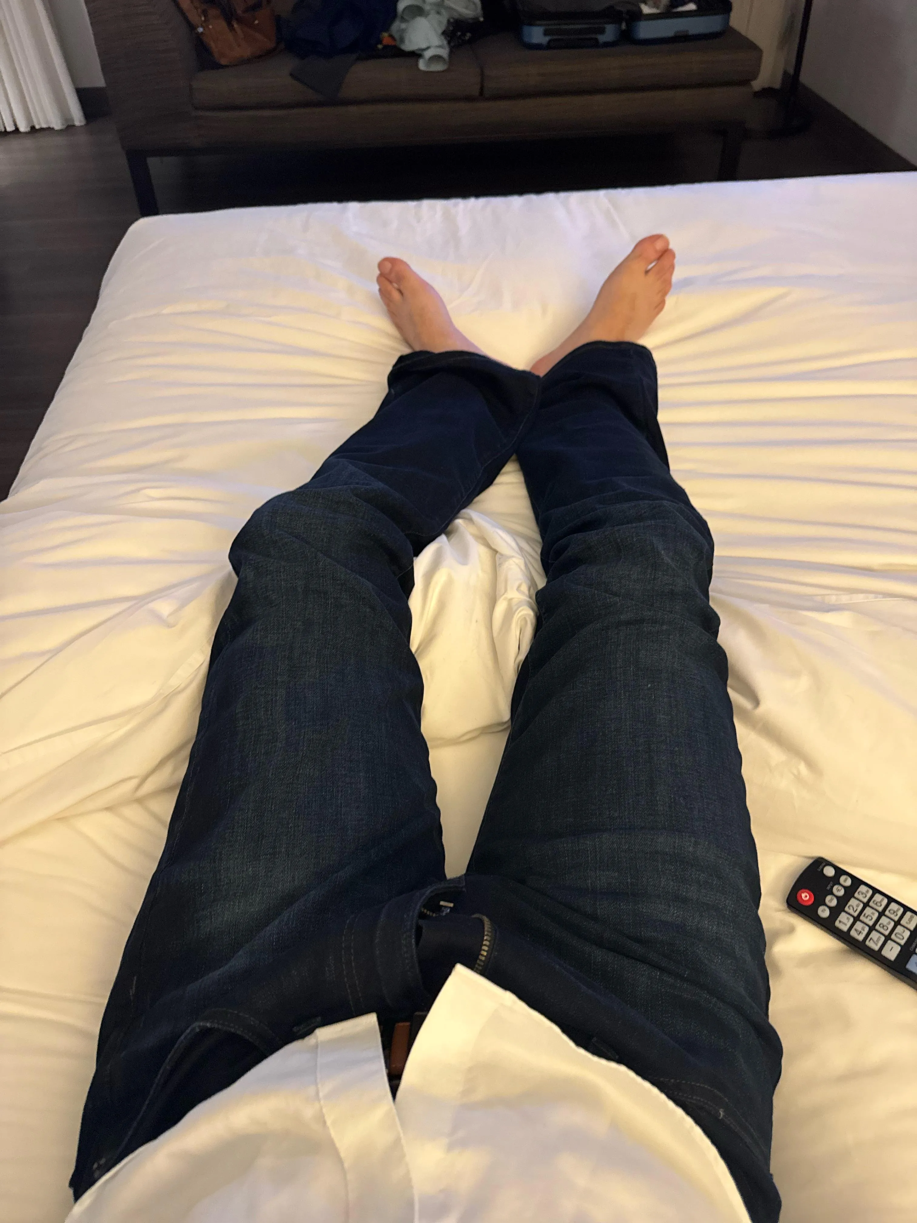 Solo 39M in downtown, cool with couples! [m]