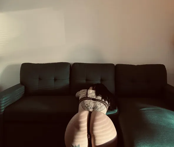 The big booty alt girl of ur dreams 💘