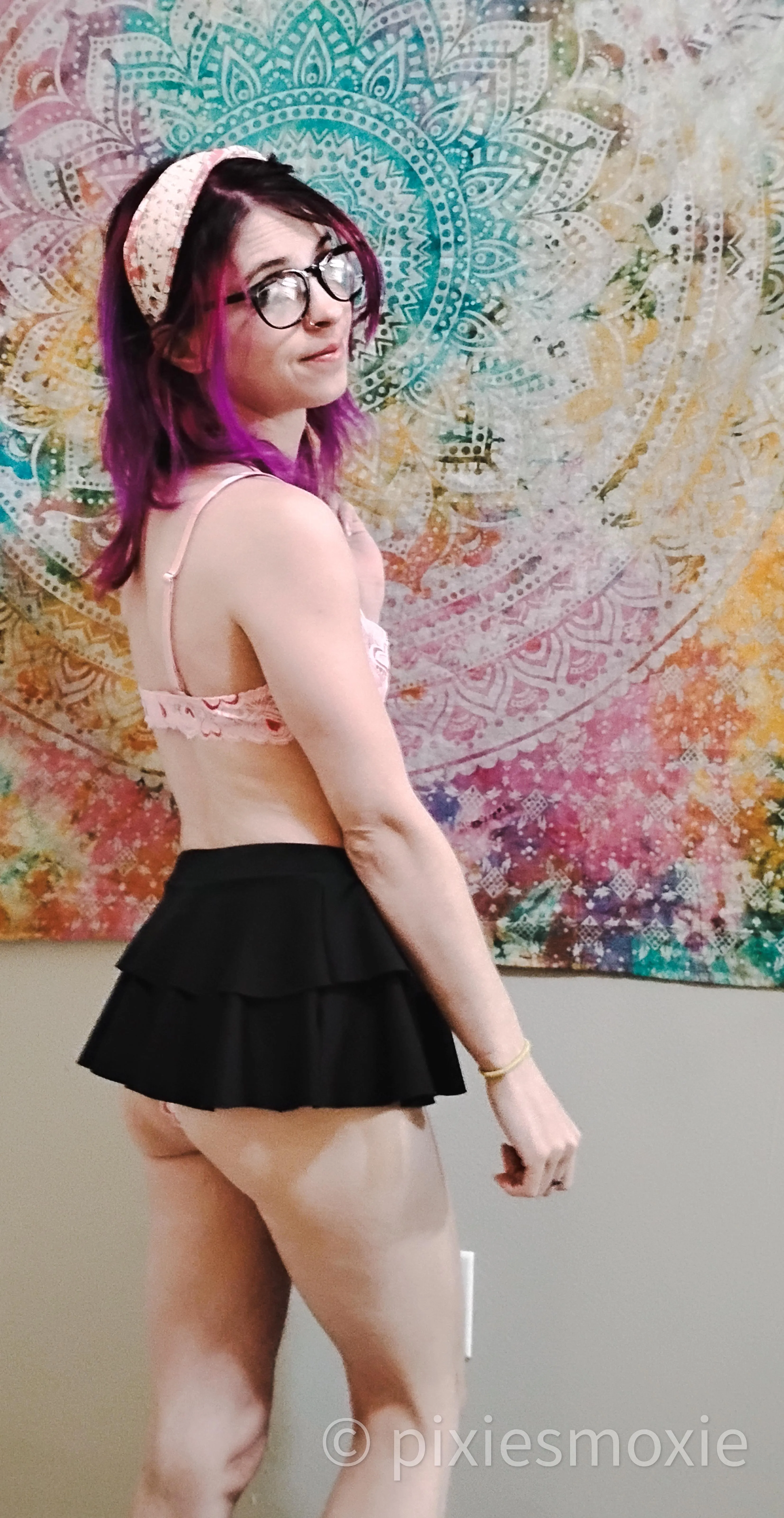 who needs a valentine still?