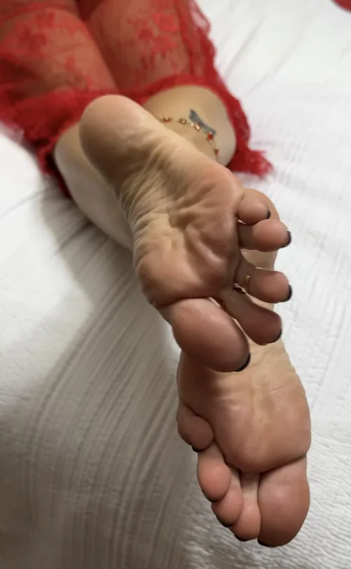 Do my 51 year old  soles need frosting “oc”