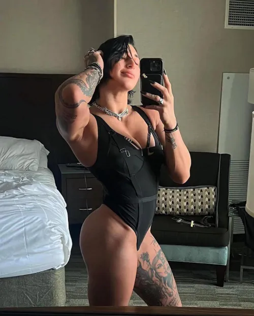 [F4M] Rhea Is Looking to Get Blacked. Be able to do at least one paragraph per response.