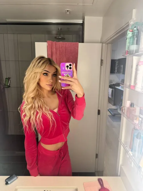 Initial response upon laying eyes on me