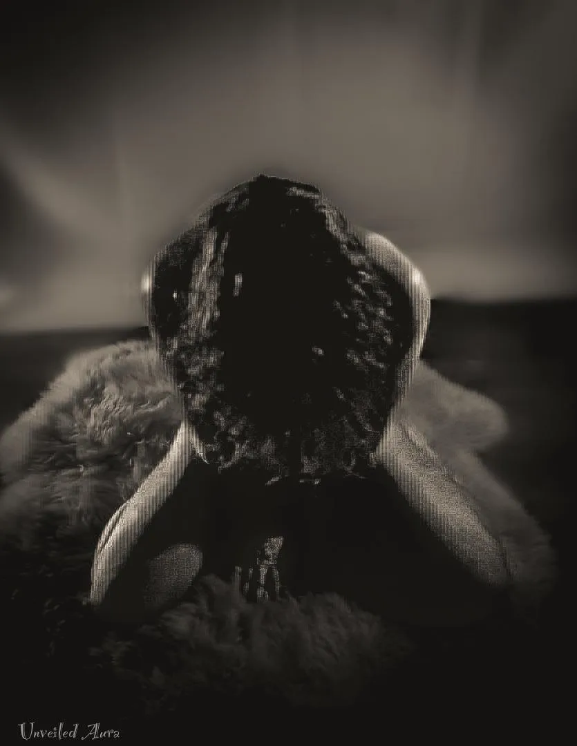 Lost between form and void