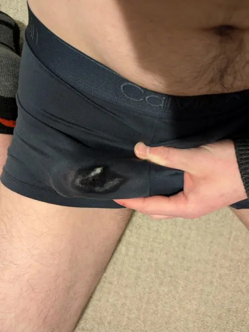 scrolling through this app makes me leak so much