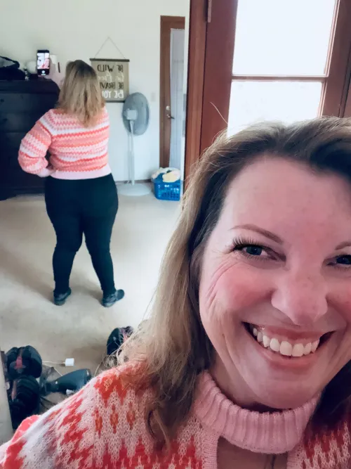 What’s your favorite way to unwind after a long day. Maybe I should join you. 😉 (51, milf, 210lbs)