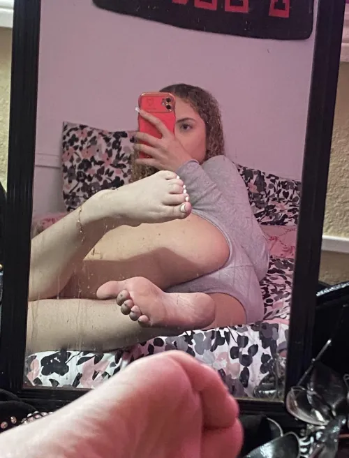 would you suck my toes?