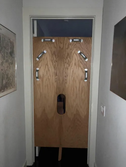 36 City: Dallas, Texas - Discreet wooden gloryhole available in private home near downtown / uptown